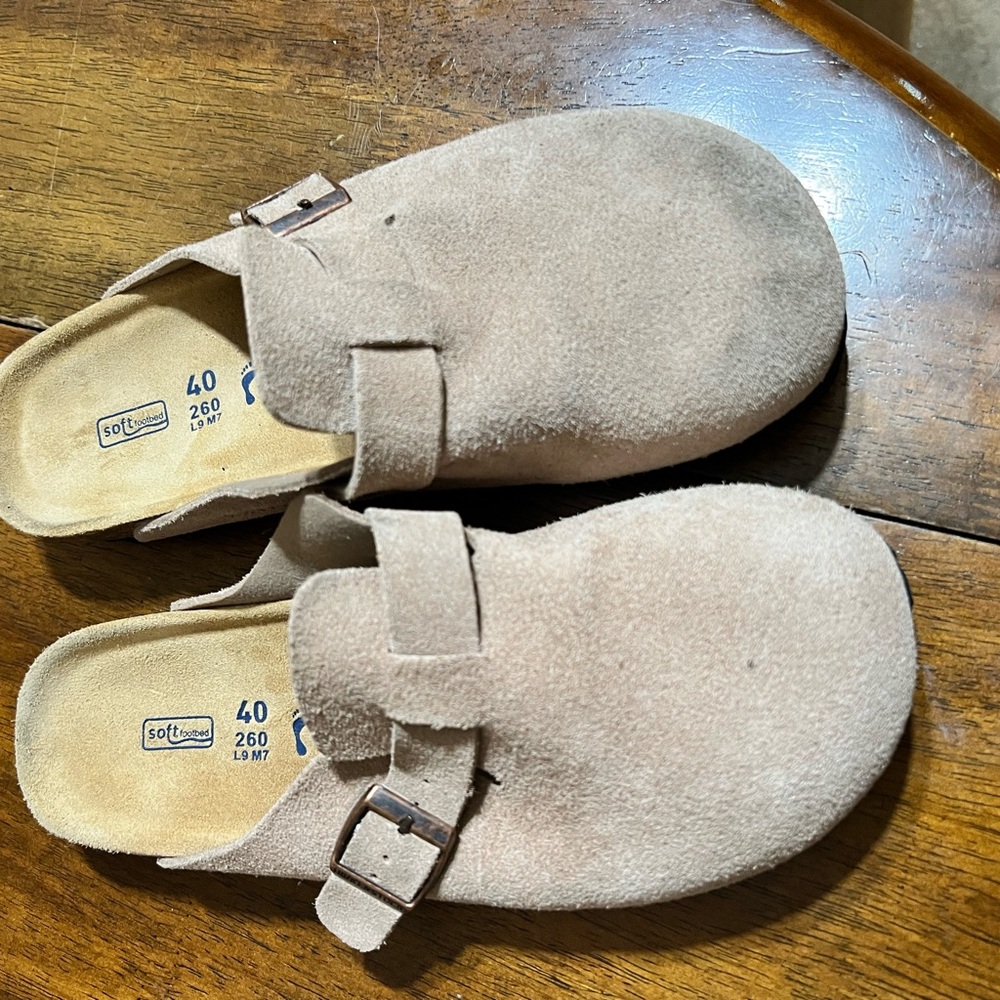 Birkenstock Tan Suede Clogs